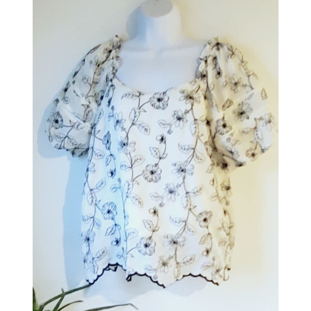Solitaire Womens White Black Floral Embroidered Puff Sleeve Blouse Size M Boho